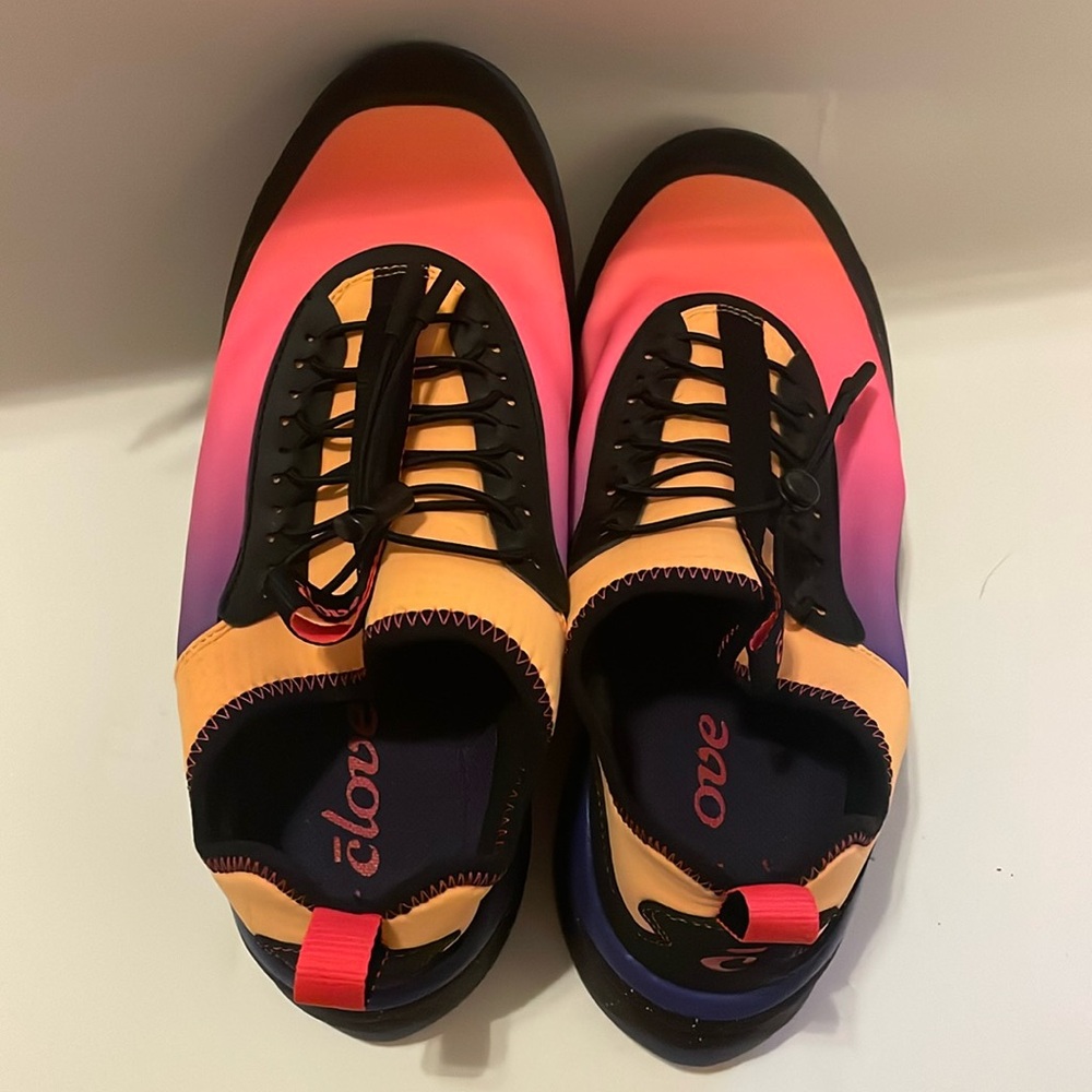 Clove Aeros Desert Sunset